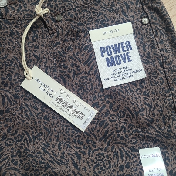 Code Bleu Chelsea Black Patterned Straight Leg Pants NWT - Picture 3 of 10